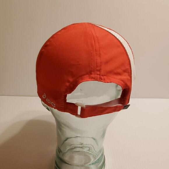 Asics golf hat cap. Color red /white. 100% Polyester. One size fits most - Picture 4 of 13